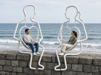 海边的两个人 — 两个用一根线画出来的人，坐在海边聊了一下午。